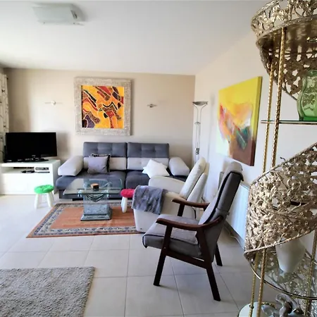 Apartamento T3 Praia Da Rocha/ River View Penthouse *