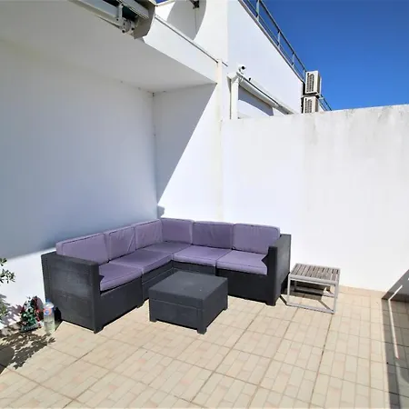 Apartamento T3 Praia Da Rocha/ River View Penthouse *